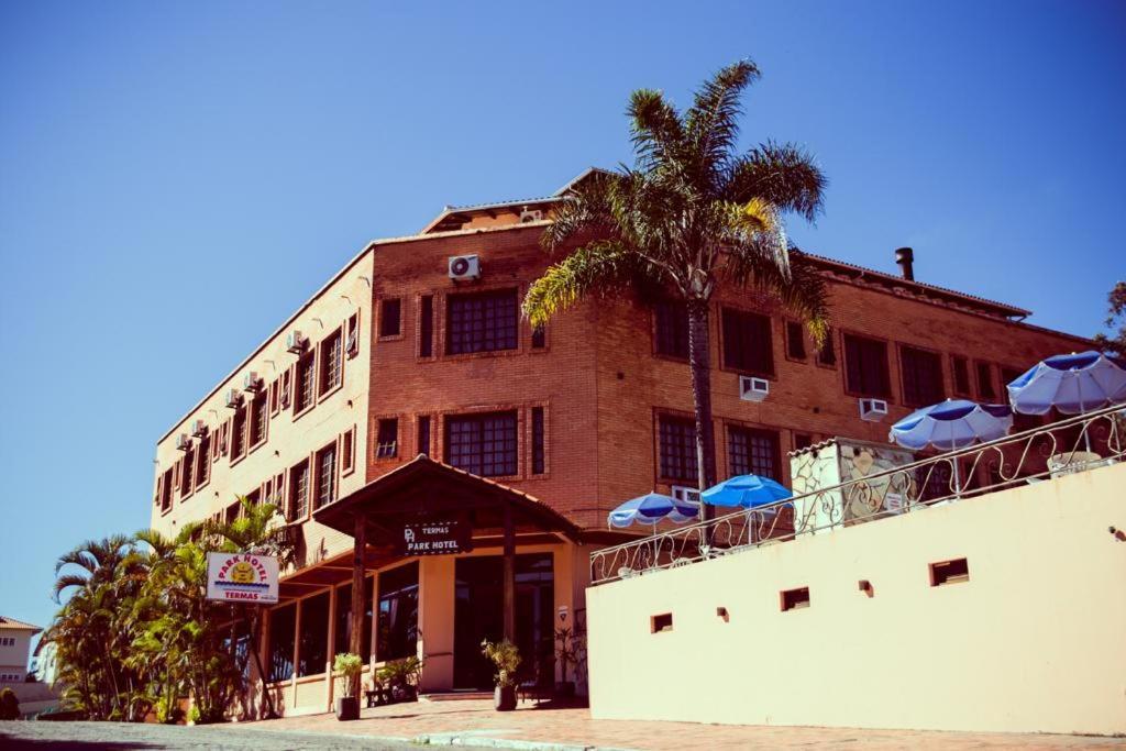 Termas Park Hotel กราวาตัล ภายนอก รูปภาพ