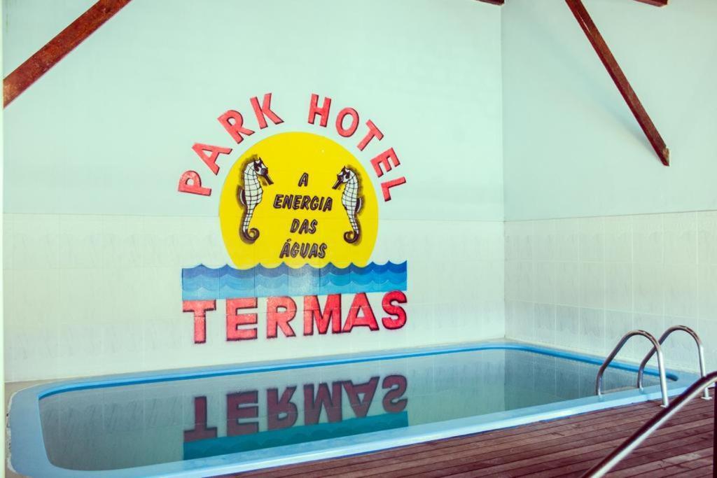 Termas Park Hotel กราวาตัล ภายนอก รูปภาพ